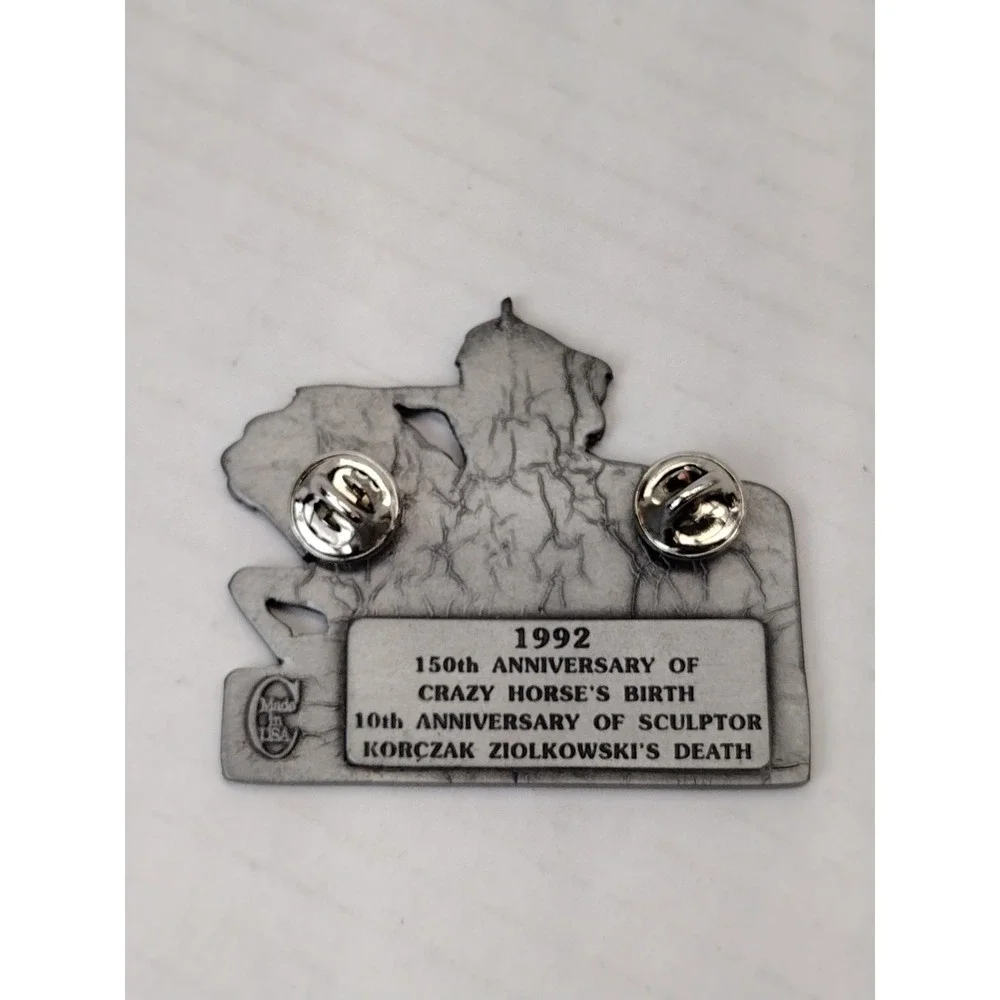Vintage Crazy Horse Pewter Lapel Hat Jacket Pin KORCZAK Anniversary 1992 150TH